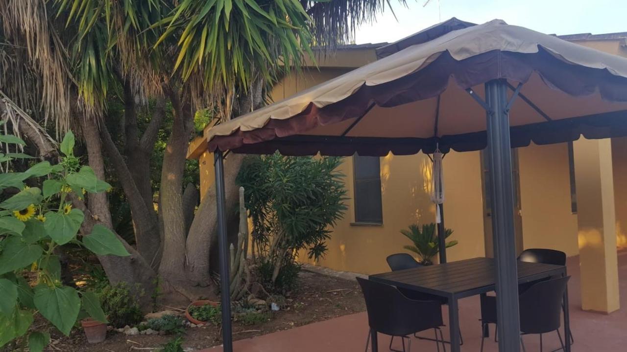 Casa Margherita Cabras Exterior foto