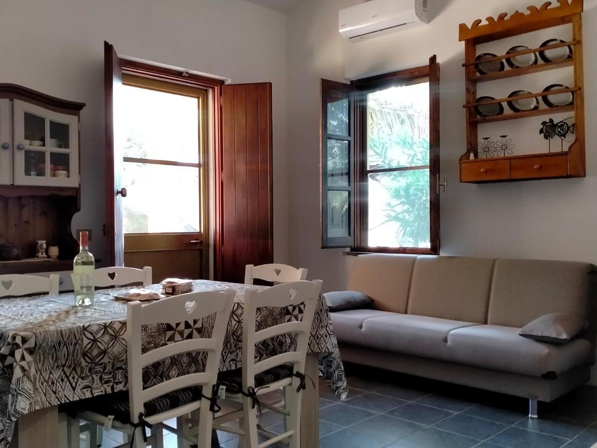 Casa Margherita Cabras Exterior foto